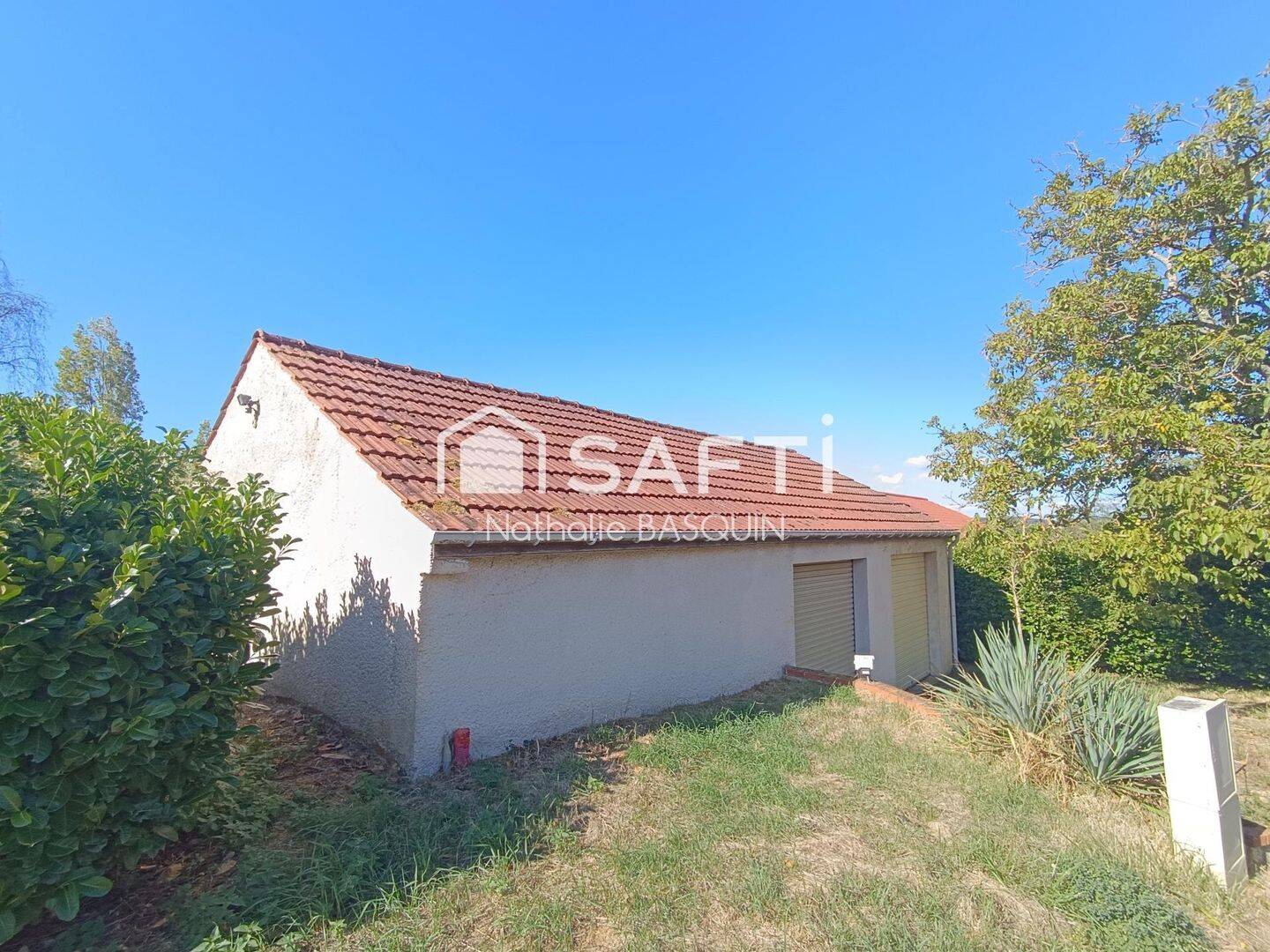 Maison 2 pièces 82 m² · à Saint-Privé · 82 m² · 59 000 €
