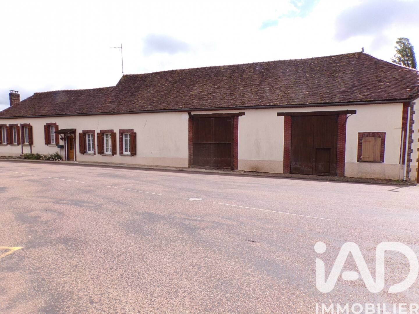 Maison 5 pièces 112 m² · à Arces-Dilo · 111,8 m² · 121 500 €