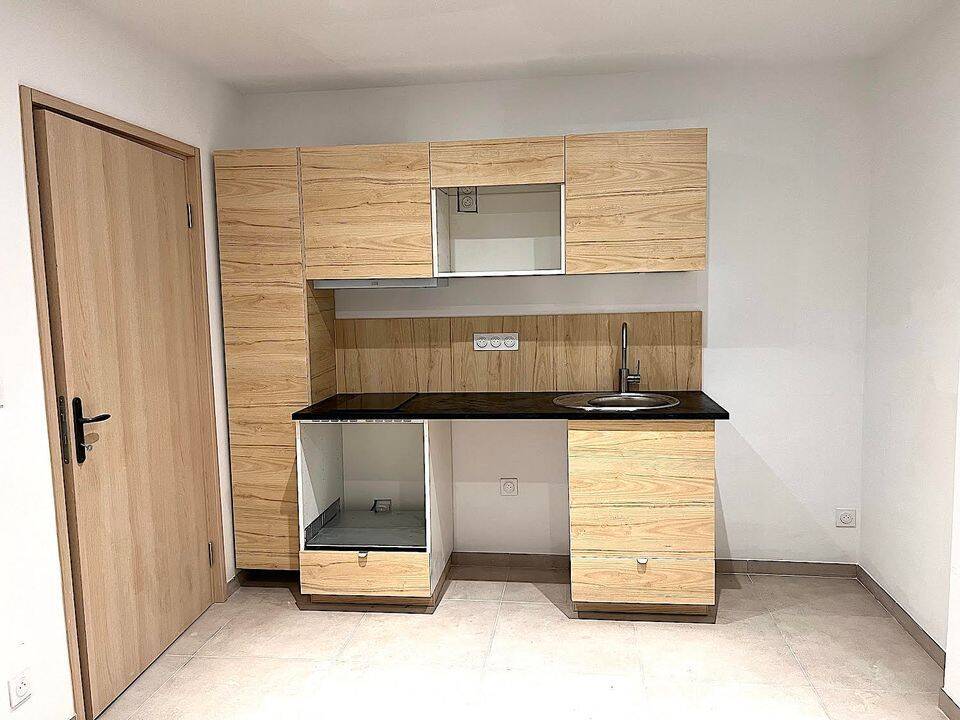 Appartement 2 pièces 30 m² · à La Valette-du-Var · 30 m² · 720 €