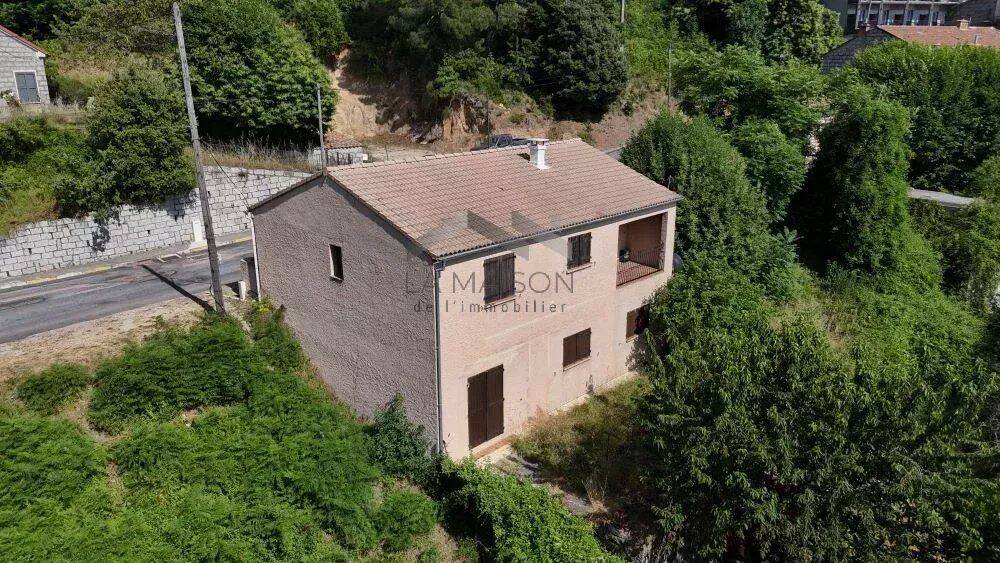 Appartement 5 pièces 153 m² · à Zonza · 153 m² · 230 000 €