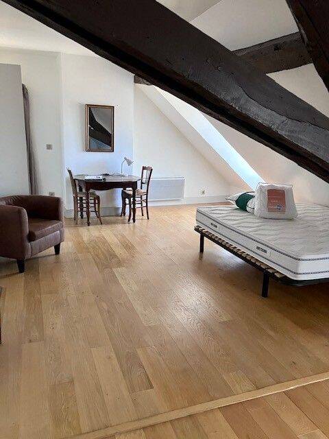 Appartement 1 pièce 25 m² · à Dijon · 25 m² · 535 €