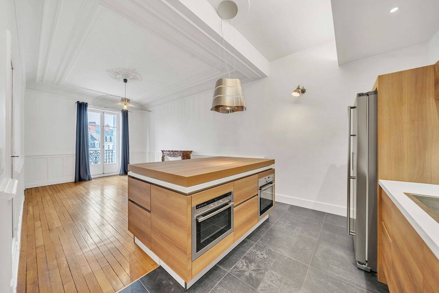 Appartement 5 pièces 122 m² · à Dijon · 121,9 m² · 1 900 €/mois
