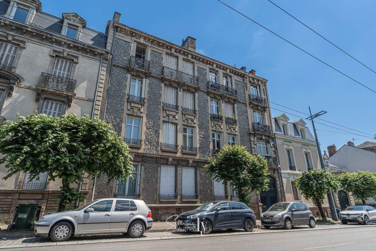 Appartement 6 pièces 190 m² · à Limoges · 190 m² · 319 500 €
