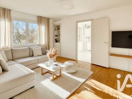 Appartement à vendre 215 000 € 3 pièces 2 chambres 58 m² Étage 1/5 Maquis du Gresivaudan Sud La Tronche 38700