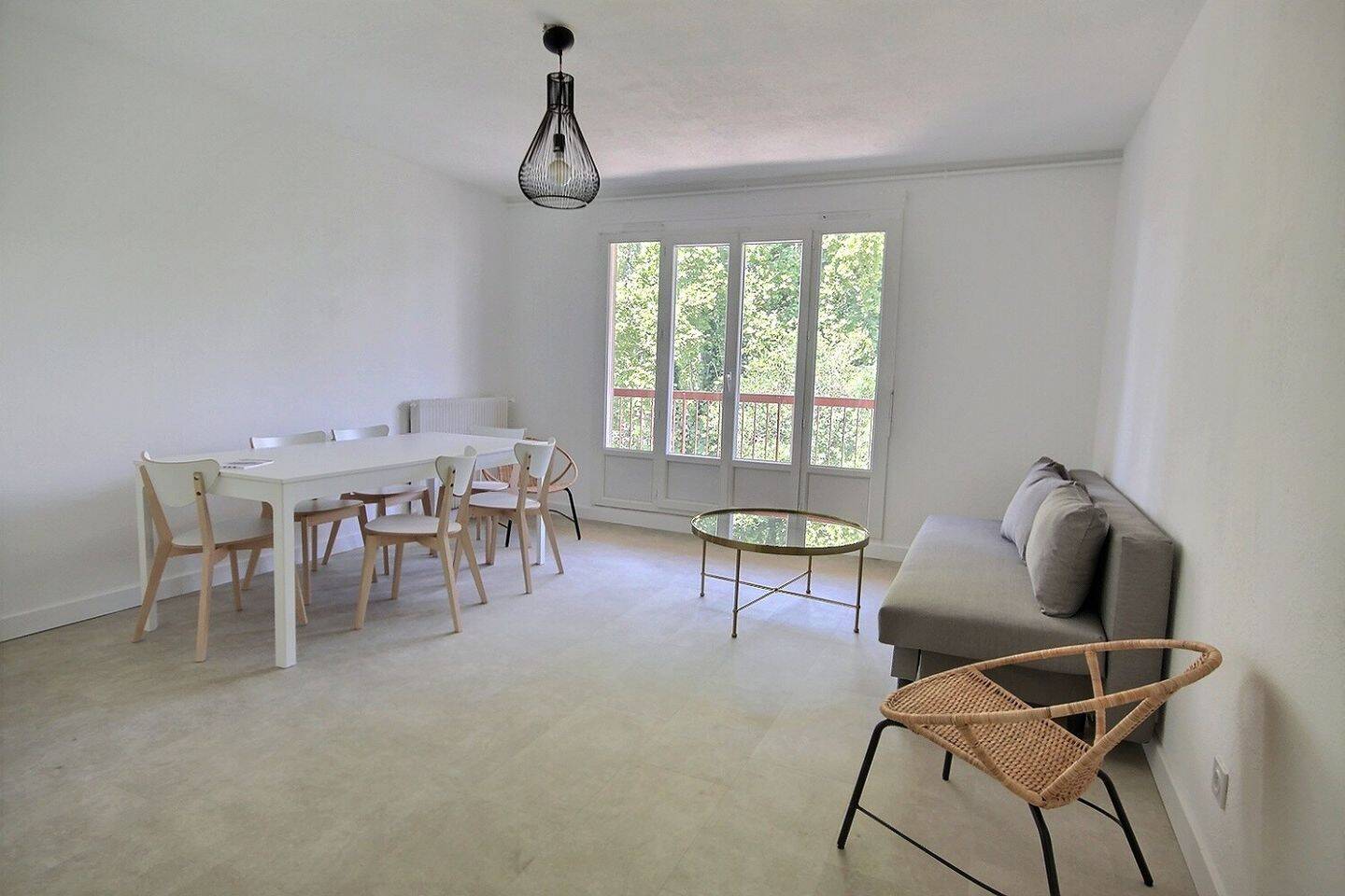 Appartement 2 pièces 55 m² · à Marseille 10ème Arrondissement · 55 m² · 805 €