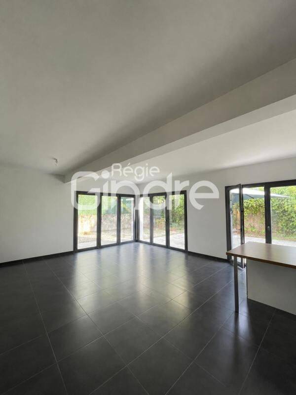 Maison 5 pièces 122 m² · à Caluire-Et-Cuire · 122 m² · 1 920 €/mois