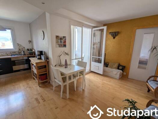 Colocation à louer 420 € 1 pièce 3 chambres 10 m² 4ème étage Abry Grenoble 38000