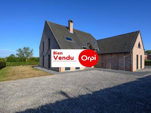 Maison à vendre 284 800 € 5 pièces 4 chambres 133 m² 1 272 m² de terrain Landrecies 59550