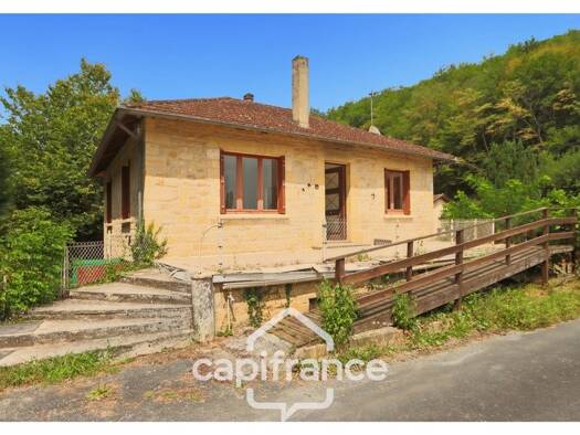 Maison à vendre 173 000 € 5 pièces 3 chambres 106 m² 1 662 m² de terrain Carlux 24370