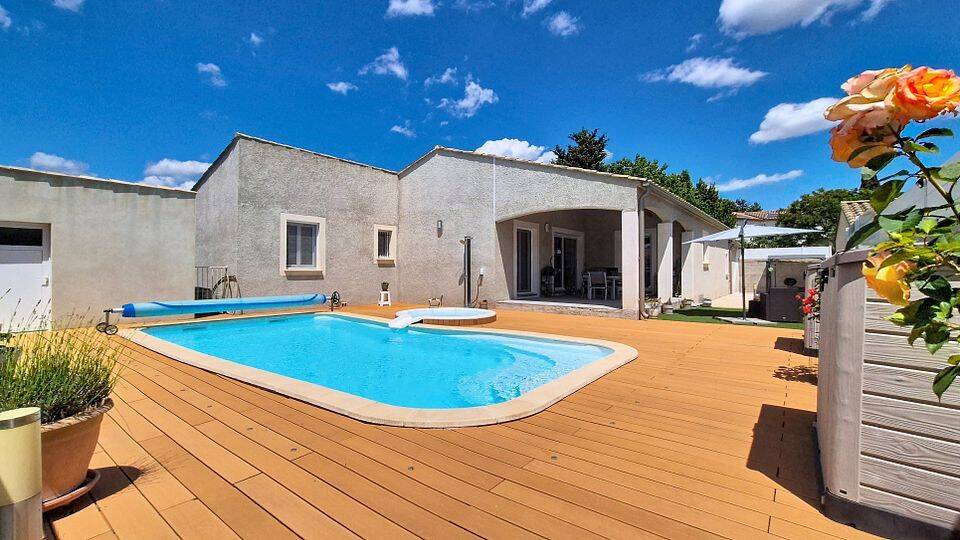 Maison 6 pièces 130 m² · à Aujargues · 130 m² · 445 000 €