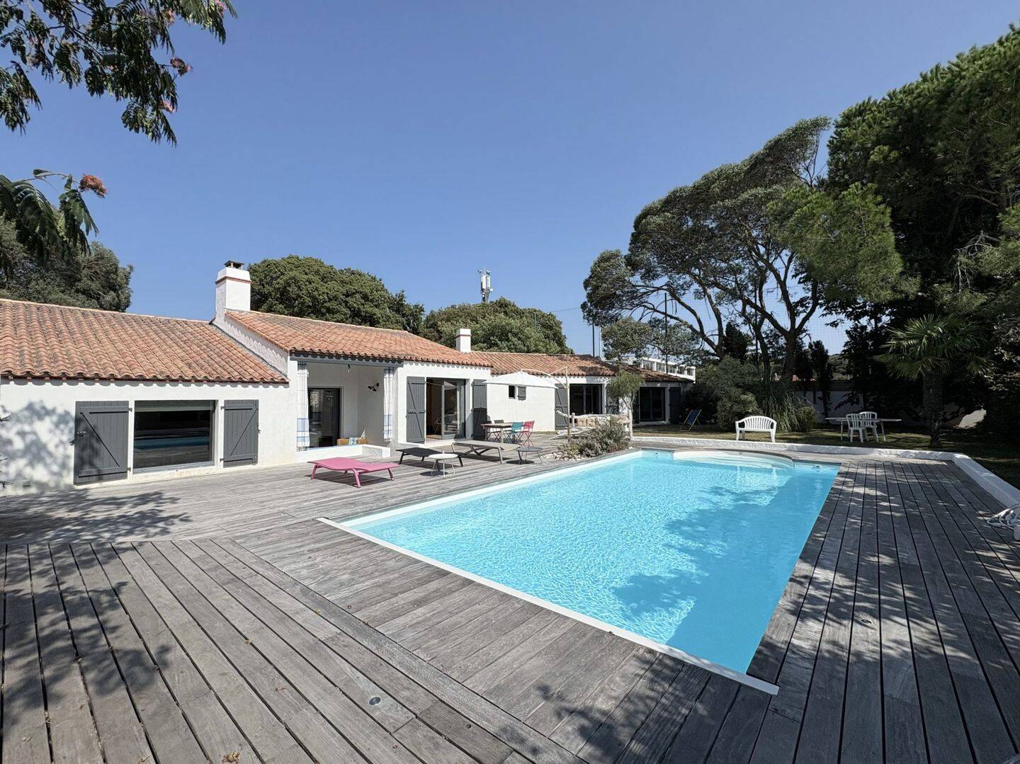Maison 7 pièces 227 m² · à Noirmoutier-en-l'Île · 227 m² · 1 242 000 €