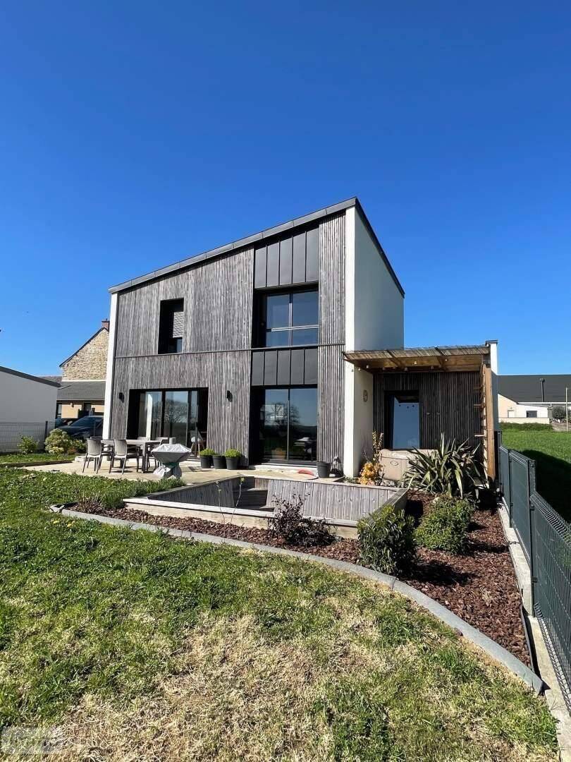 Maison 6 pièces 133 m² · à Châteaubourg · 133 m² · 428 450 €