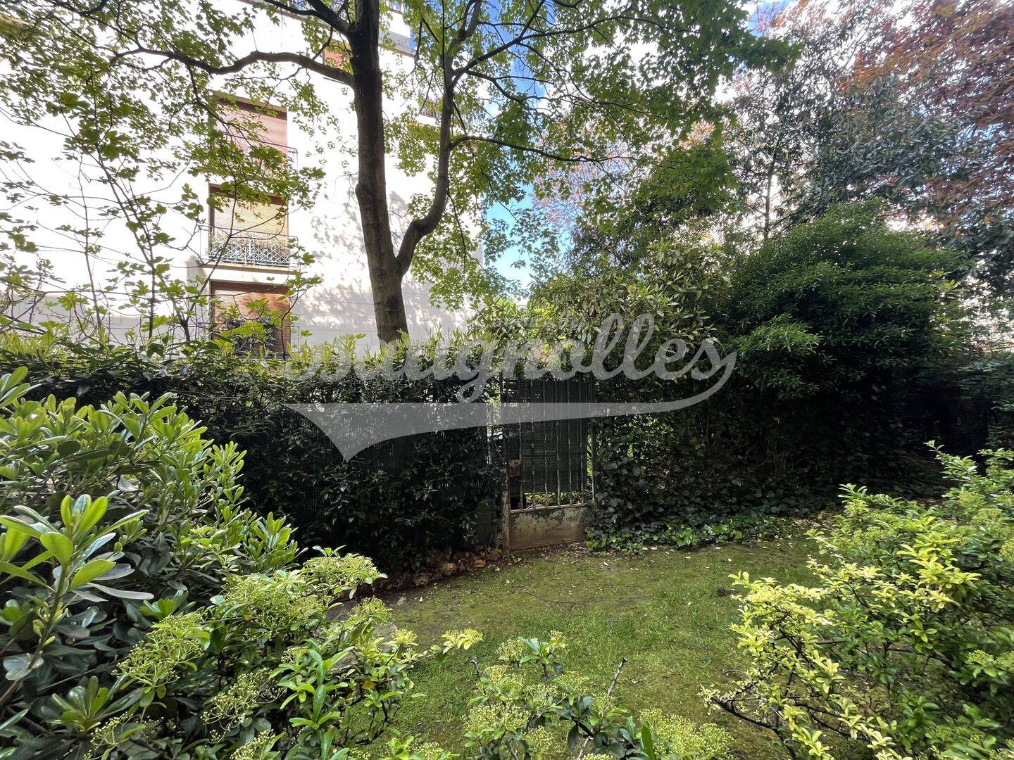 Appartement 1 pièce 24 m² · à Neuilly-sur-Seine · 23,9 m² · 960 €