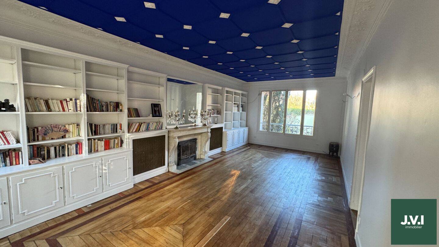 Maison 14 pièces 300 m² · à Enghien-les-Bains · 300 m² · 1 195 000 €