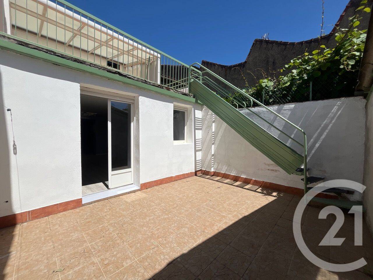 Maison 4 pièces 114 m² · à Castres · 113,8 m² · 700 €