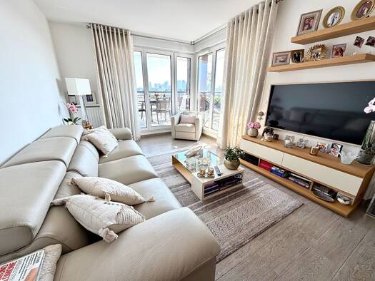 Appartement à vendre 572 000 € 4 pièces 2 chambres 77 m² Étage 5/5 Petit Colombes-Charles de Gaulle Colombes 92700