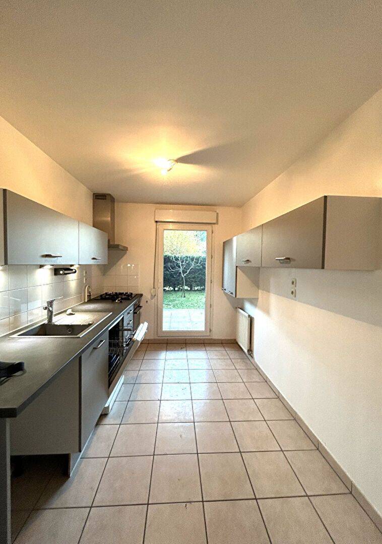 Appartement 2 pièces 52 m² · à Sainte-Foy-lès-Lyon · 51,6 m² · 220 000 €
