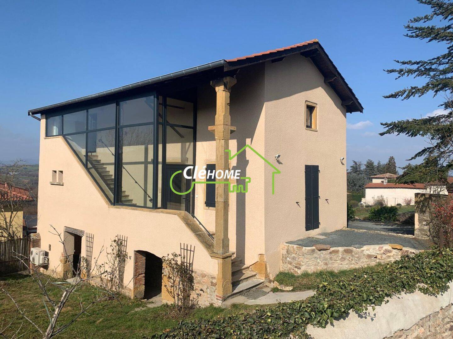 Maison 5 pièces 120 m² · à Lentilly · 120 m² · 1 630 €
