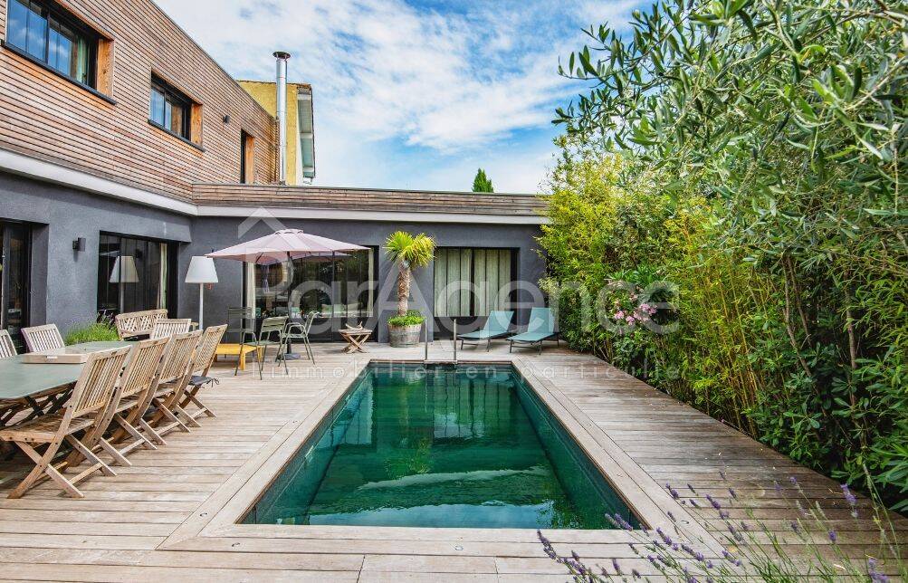 Maison 7 pièces 177 m² · à Saint-Palais-sur-Mer · 177 m² · 1 456 000 €