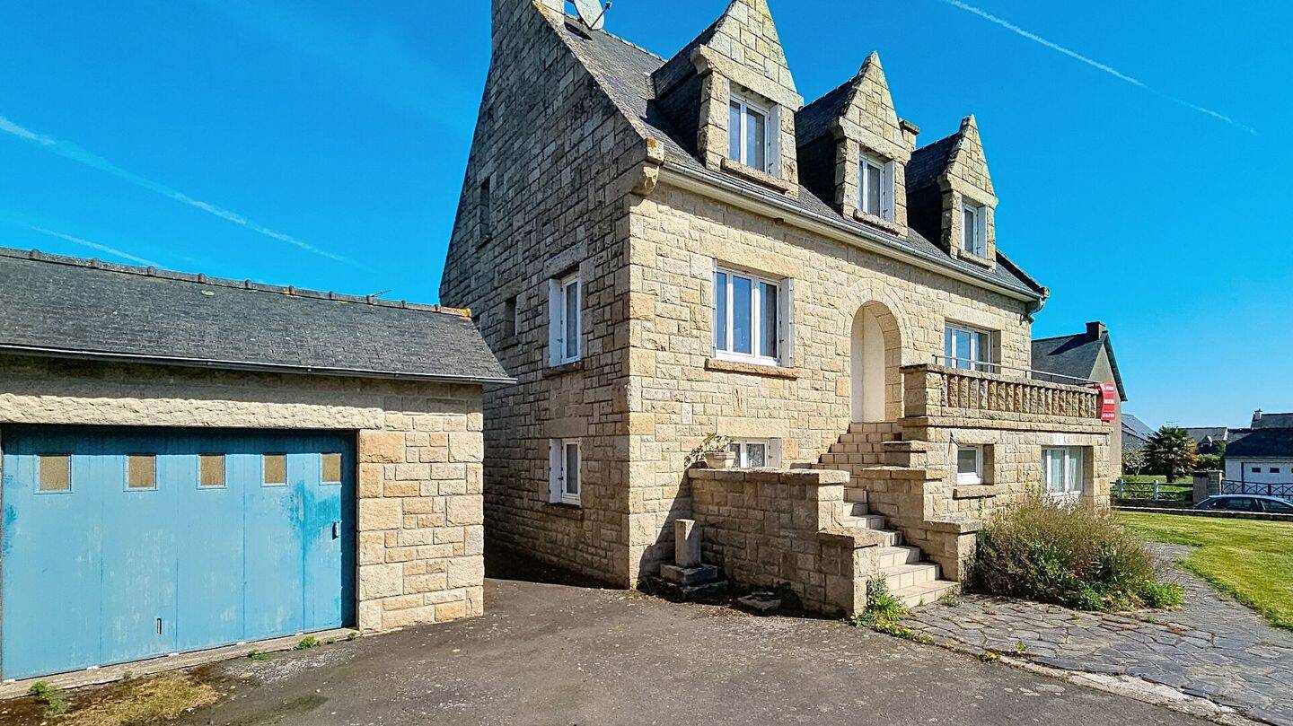 Maison 9 pièces 226 m² · à Matignon · 226 m² · 490 680 €
