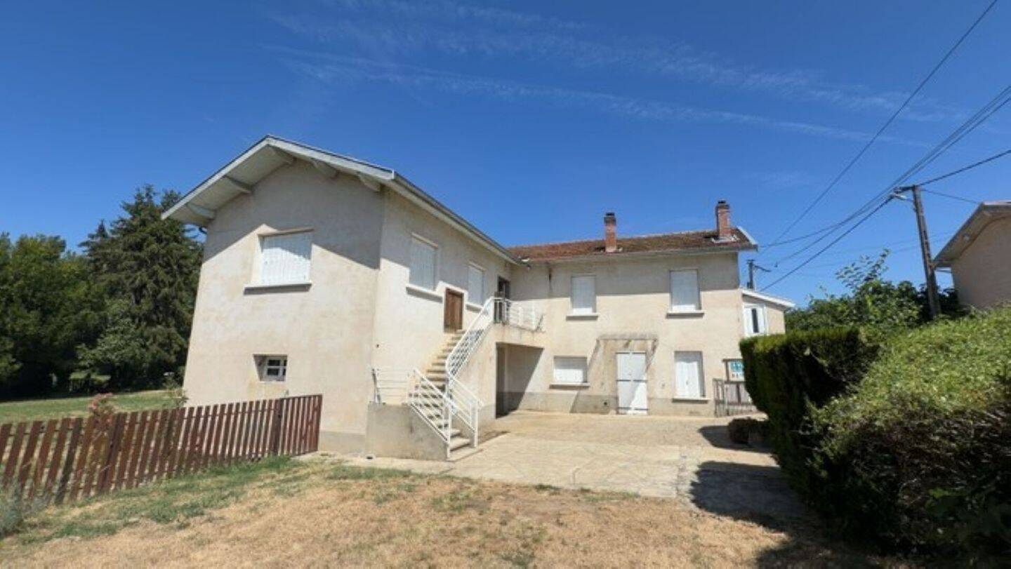 Maison 4 pièces 119 m² · à Saint-Uze · 118,7 m² · 240 000 €