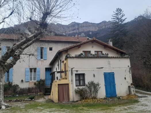 Immeuble à vendre 346 000 € 218 m² Châtillon-en-Diois 26410