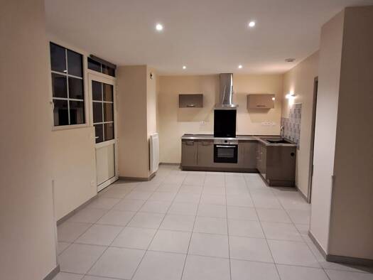 Appartement à louer 640 € 2 pièces 1 chambre 50 m² Viré 71260