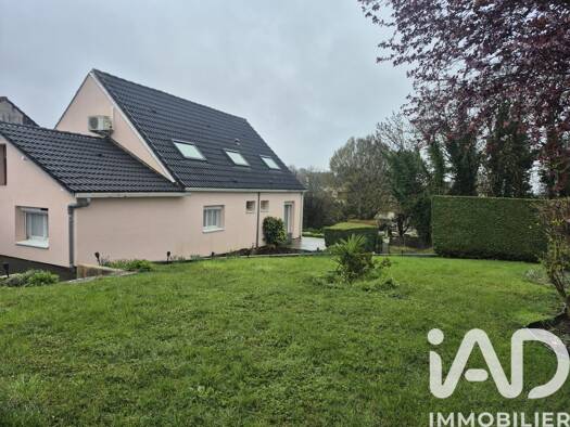 Maison à vendre 250 000 € 5 pièces 3 chambres 120 m² 697 m² de terrain Vendrest 77440