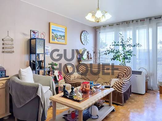 Appartement à vendre 299 000 € 5 pièces 3 chambres 91 m² Étage 9/9 Centre Ville Vitry-sur-Seine 94400