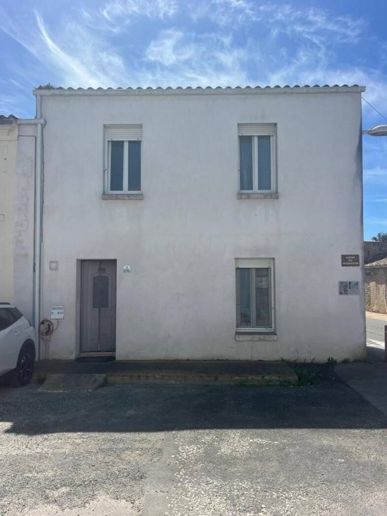 Maison à vendre 399 000 € 3 pièces 2 chambres 131 m² 210 m² de terrain Île D'Oléron Saint-Georges-d'Oléron 17190
