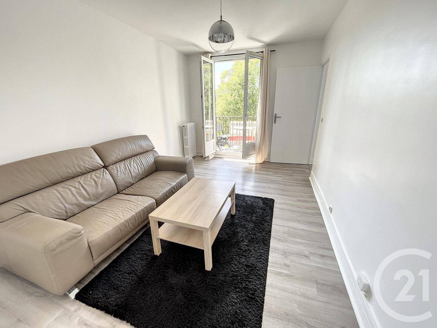 Appartement 3 pièces 46 m² · à Nanterre · 45,7 m² · 1 132 €