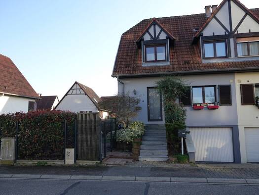 Maison à vendre 338 000 € 4 pièces 1 chambre 103 m² 235 m² de terrain Centre Illkirch-Graffenstaden 67400