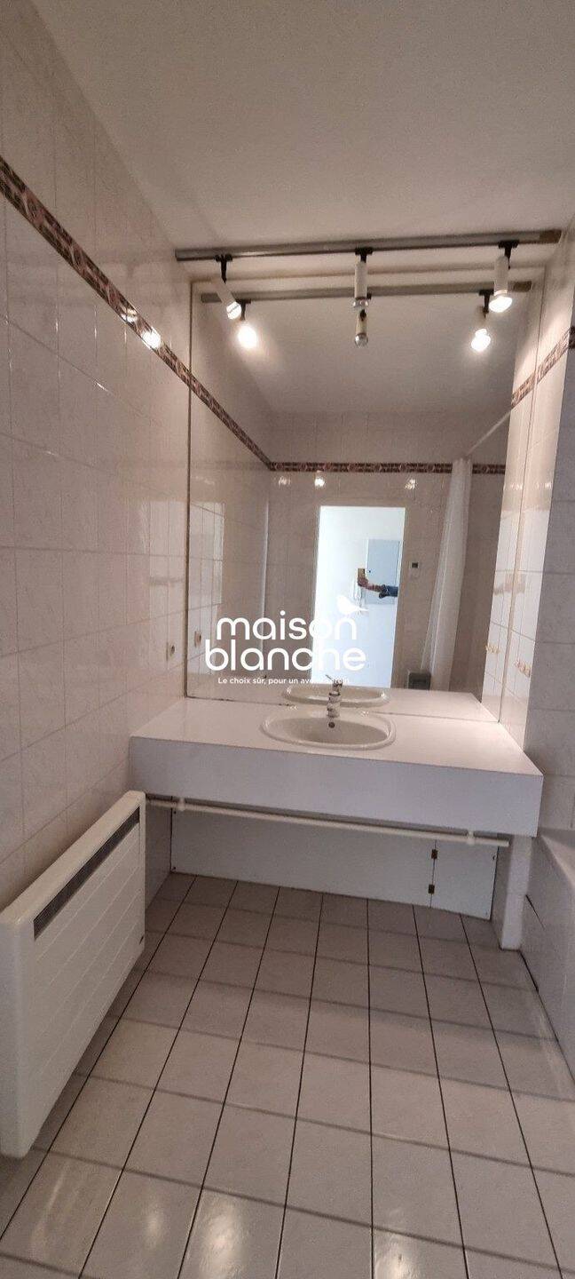 Appartement 3 pièces 64m2 — 12