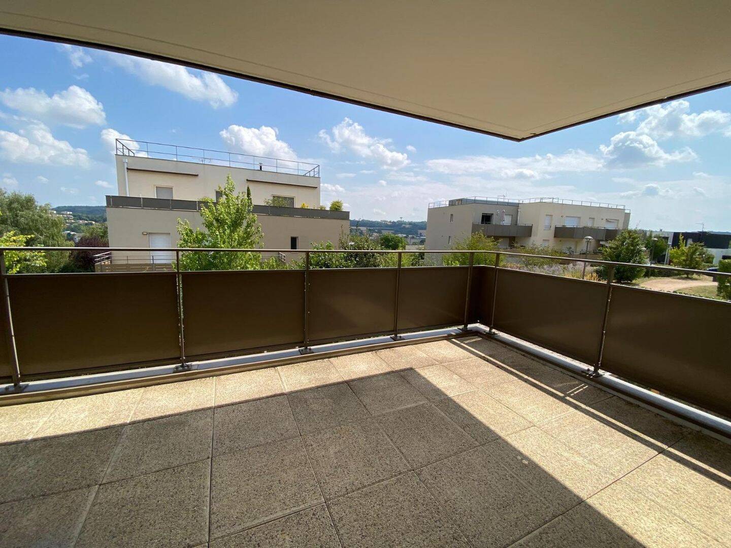 Appartement 3 pièces 61 m² · à Albigny-sur-Saône · 61 m² · 270 000 €
