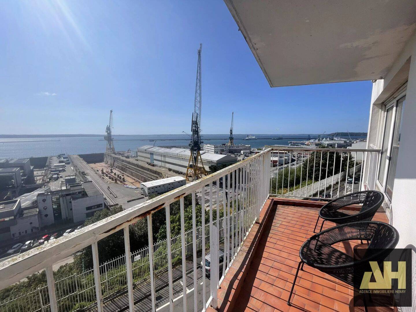 Appartement 7 pièces 176 m² · à Brest · 176,1 m² · 385 500 €