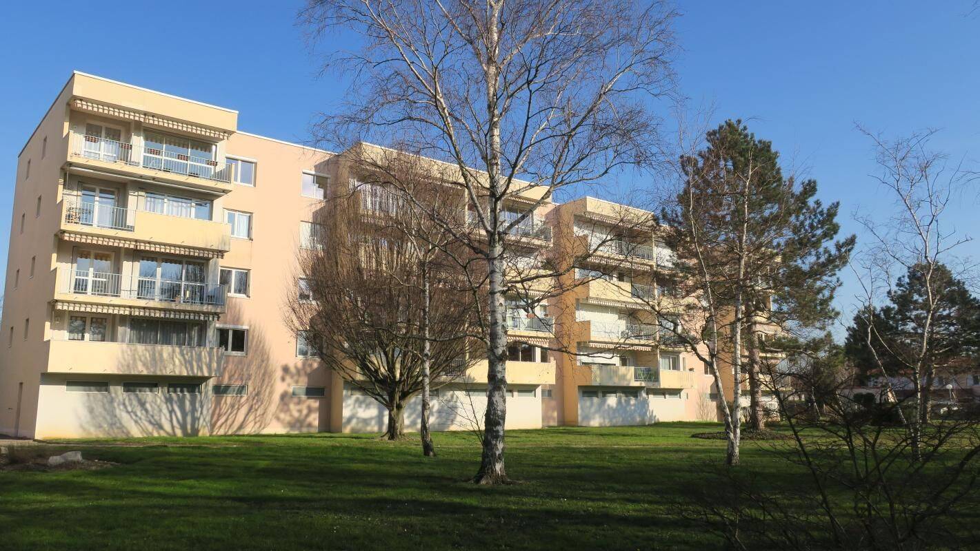 Appartement 4 pièces 97 m² · à Saint-Symphorien-d'Ozon · 96,9 m² · 1 255 €