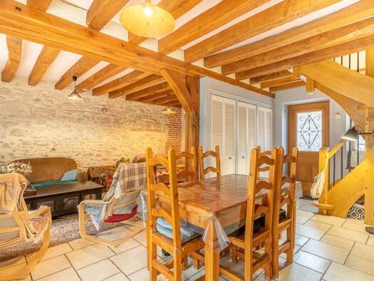 Maison à vendre 168 800 € 5 pièces 3 chambres 108 m² 270 m² de terrain Mennetou-sur-Cher 41320