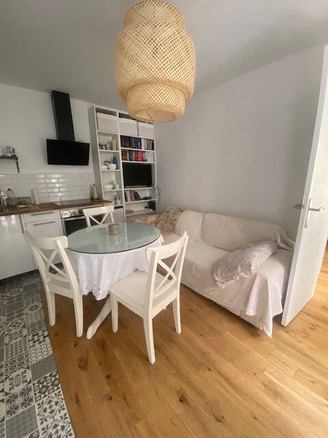 Appartement 22 pièces 27 m² · à Gentilly · 27 m² · 950 €