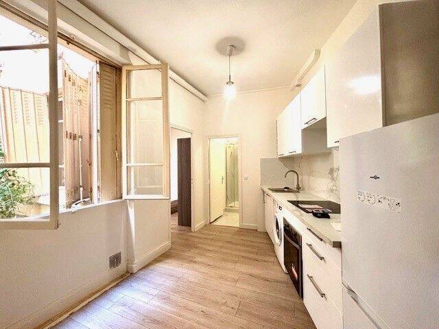 Appartement 2 pièces 29 m² · à Paris 10ème Arrondissement · 29 m² · 1 100 €/mois