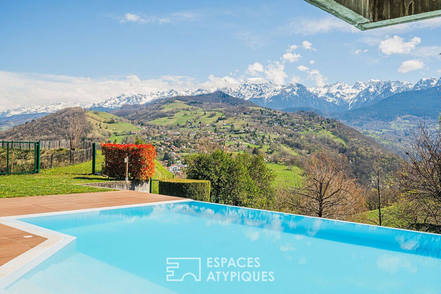 Maison 10 pièces 250 m² · à Gieres · 250 m² · 1 199 000 €