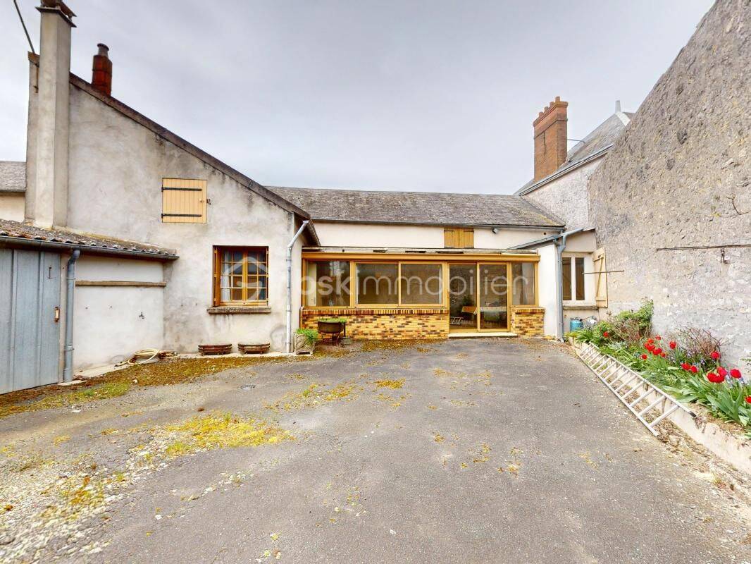 Maison 3 pièces 100 m² · à Sermaises · 100 m² · 145 000 €