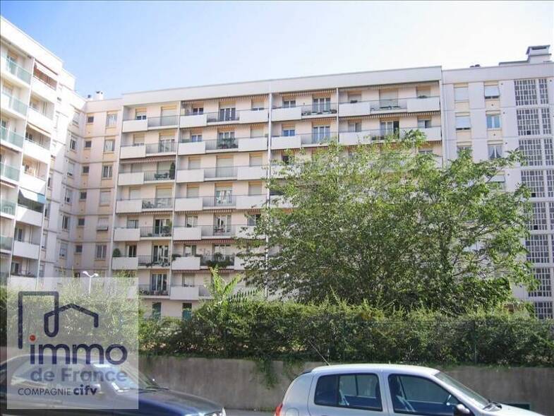 Appartement à louer 780 € 2 pièces 1 chambre 50 m² Étage 2/1 Grand Clément Villeurbanne 69100