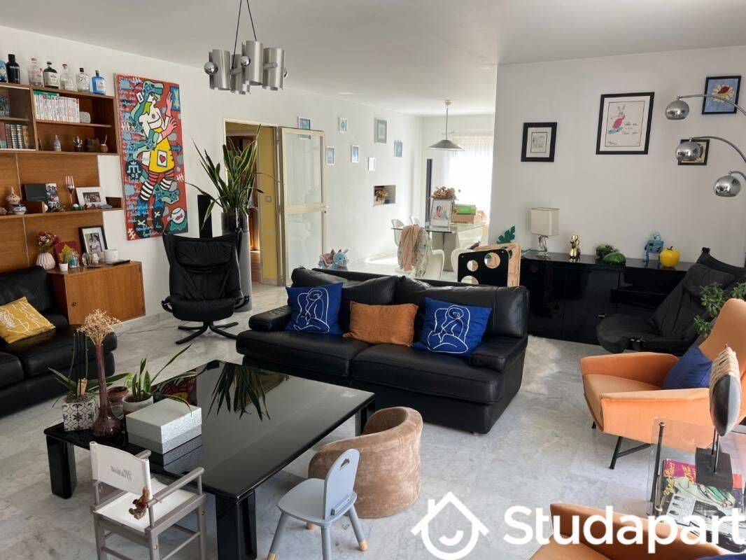 Appartement 1 pièce 16 m² · à Vallauris · 16 m² · 550 €/mois