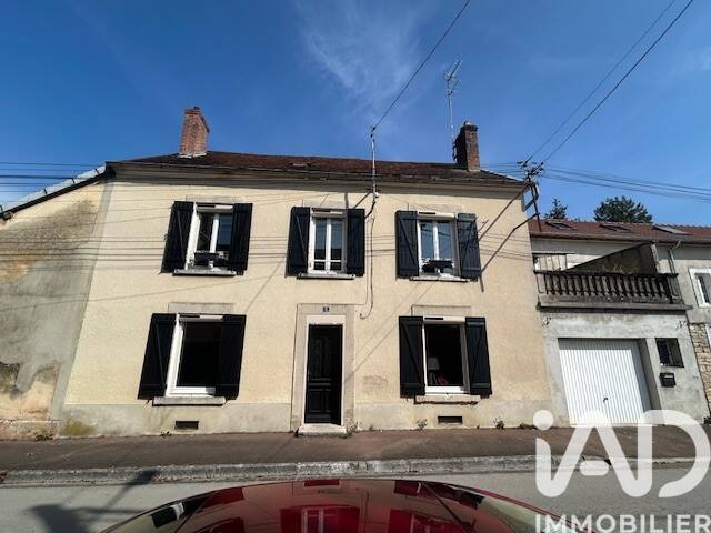 Maison 6 pièces 179 m² · à Vendeuvre-sur-Barse · 179,3 m² · 92 000 €