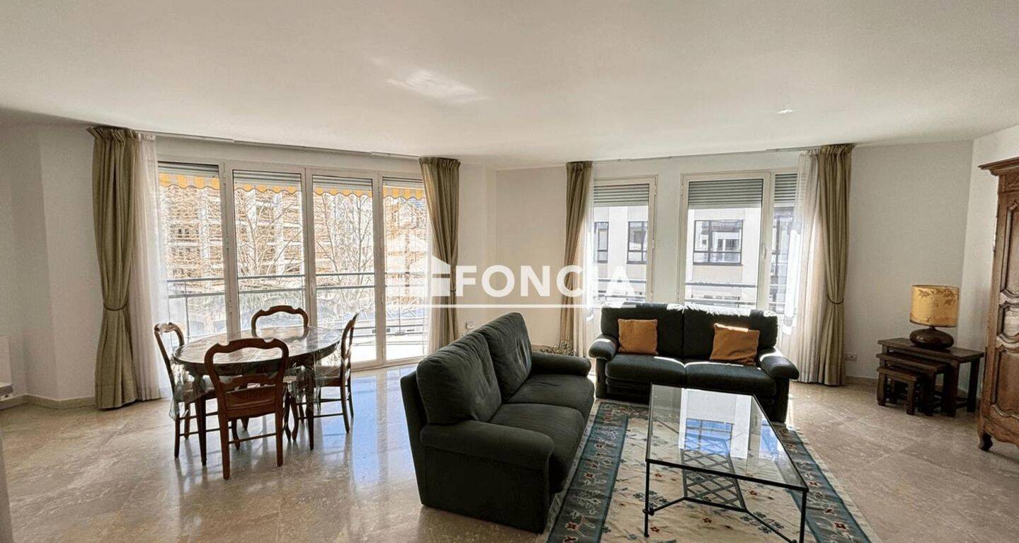 Appartement 3 pièces 92 m² · à Lyon 6ème Arrondissement · 91,5 m² · 1 550 €