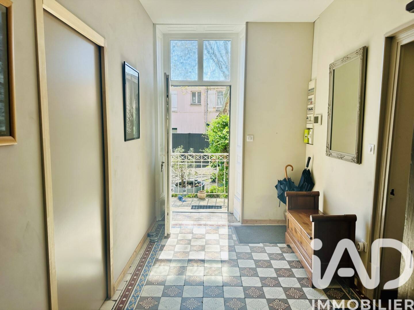 Maison 6 pièces 261 m² · à Les Sables-d'Olonne · 261 m² · 400 000 €