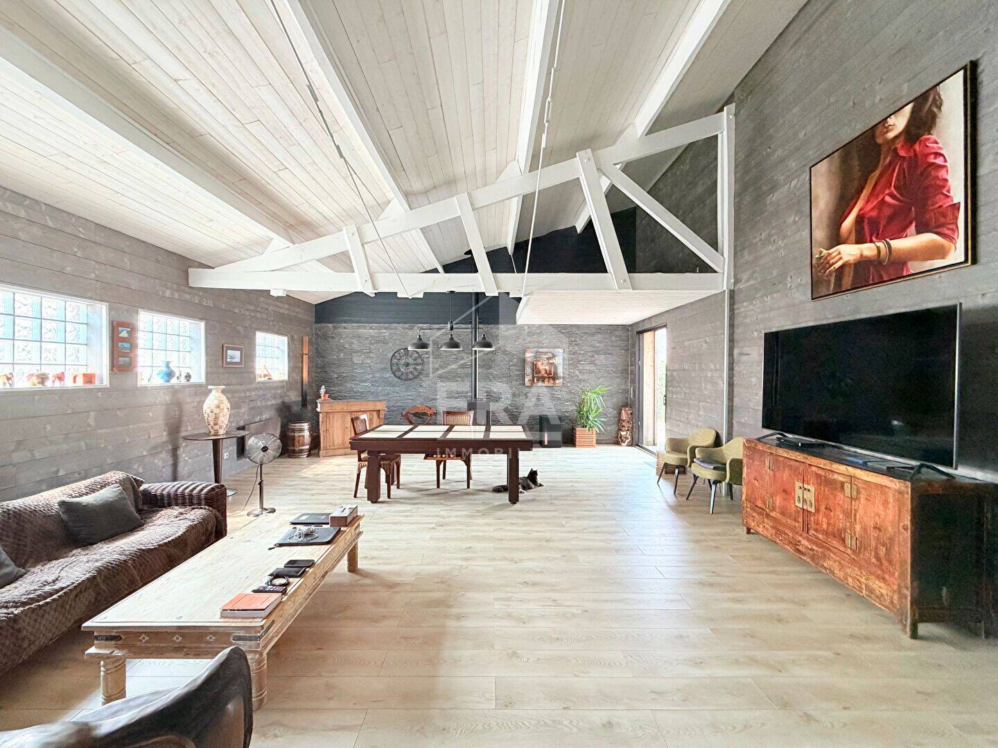 Maison 5 pièces 232 m² · à Gujan-Mestras · 232 m² · 649 000 €