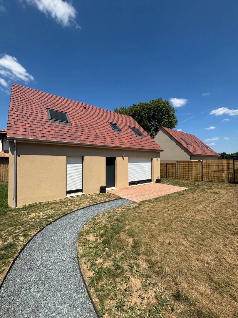 Maison 4 pièces 102 m² · à Les Damps · 102 m² · 1 200 €