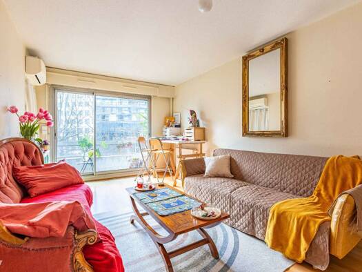 Appartement à vendre 366 800 € 2 pièces 1 chambre 45,5 m² Étage 2/10 Paris 15ème arrondissement 75015