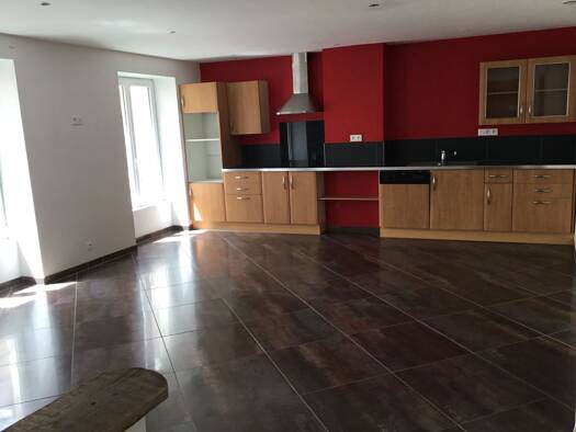 Appartement à louer 795 € 2 pièces 1 chambre 70 m² Étage 1/1 Centre Chalon-sur-Saône 71100